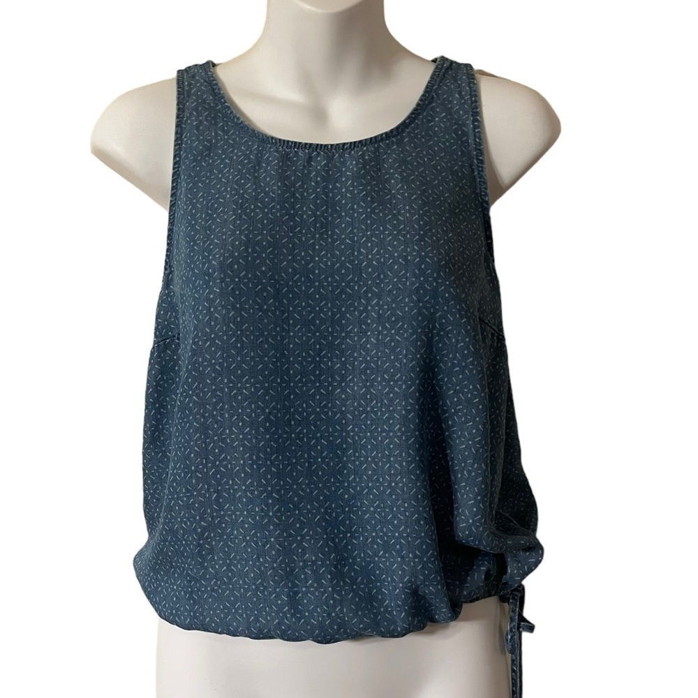 Universal Thread chambray sleeveless blouse with drawstring side tie size M